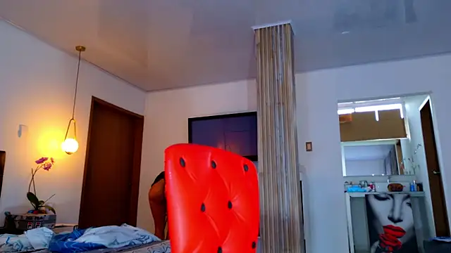 SQUIRT4UMEGAN online show from 18, 12, 2025