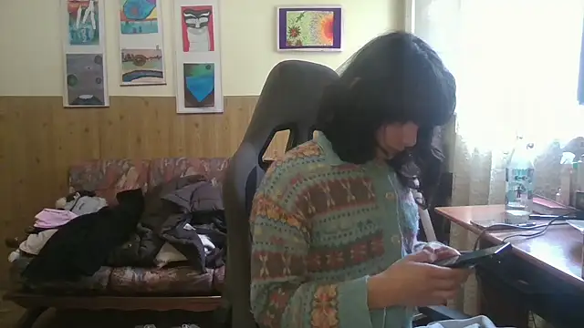 calliemaggotbone online show from 23, 11, 2025