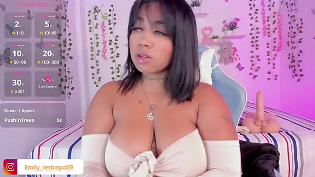 Emily restrepo online show from 25, 1, 2025