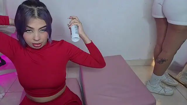 Cuteprincess21 online show from 3, 6, 2026