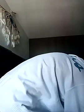 Rosalinda Cortez online show from 1, 1, 2025