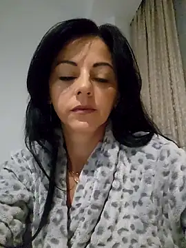 bruneta sexy23 online show from 19, 11, 2025