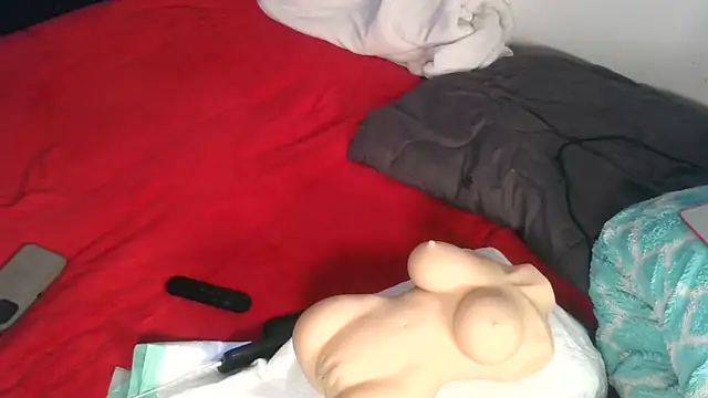 Carolinayoungin online show from 23, 12, 2024