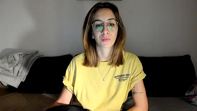 DesireMore90 online show from 17, 1, 2025