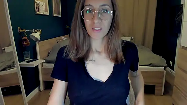 Snapshot of DesireMore90 chatting on 28, 4, 2026 DesireMore90 online show from 28, 4, 2026