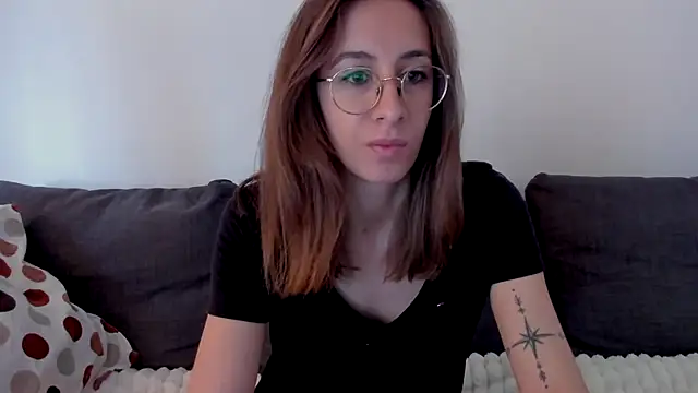 Snapshot of DesireMore90 chatting on 20, 5, 2026 DesireMore90 online show from 20, 5, 2026