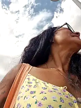 Snapshot of Allana_Squirt chatting on 21, 9, 2025 Allana Squirt online show from 21, 9, 2025