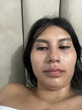 Snapshot of emily_villamil chatting on 24, 7, 2026 emily villamil online show from 24, 7, 2026