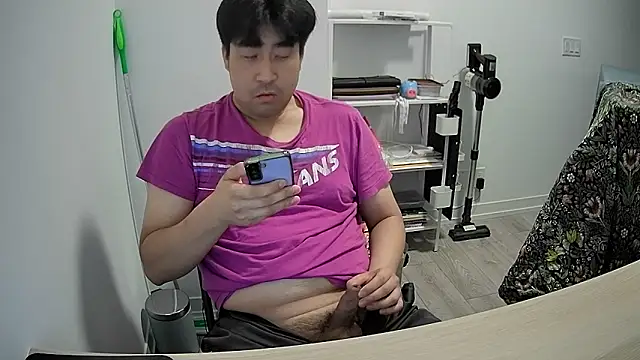 Snapshot of Koreanboy171 chatting on 21, 6, 2026 Koreanboy171 online show from 21, 6, 2026