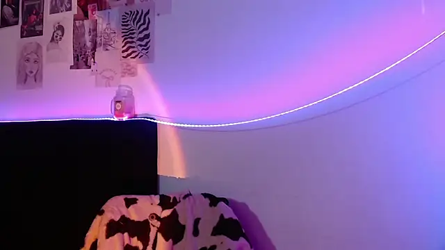 Snapshot of Coralinnee_ chatting on 6, 2, 2025 Coralinnee  online show from 6, 2, 2025