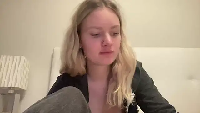 mariemelissah online show from 23, 1, 2025