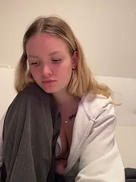 mariemelissah online show from 9, 3, 2025