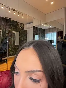 Snapshot of MileySin1111 chatting on 1, 2, 2026 MileySin1111 online show from 1, 2, 2026