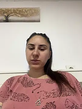 Snapshot of JenniferEdith chatting on 8, 7, 2026 JenniferEdith online show from 8, 7, 2026