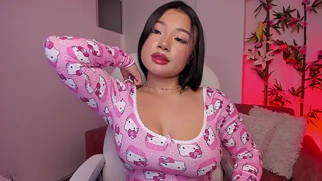 Snapshot of Lulu_Sakura_ chatting on 5, 1, 2025 Lulu Sakura online show from 5, 1, 2025