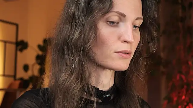 yulladao online show from 26, 10, 2025