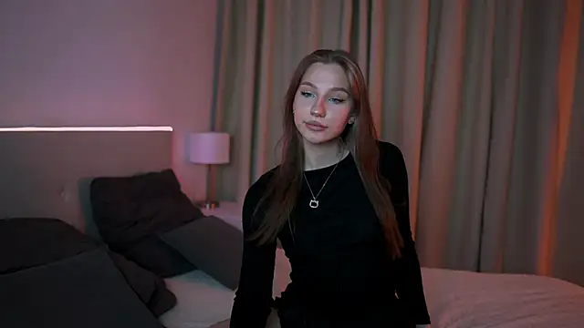 MiaKeler online show from 26, 2, 2025