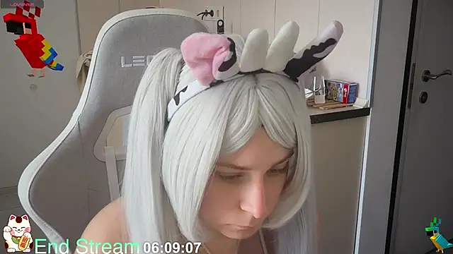 Snapshot of ShiroiFubuki chatting on 16, 6, 2026 ShiroiFubuki online show from 16, 6, 2026