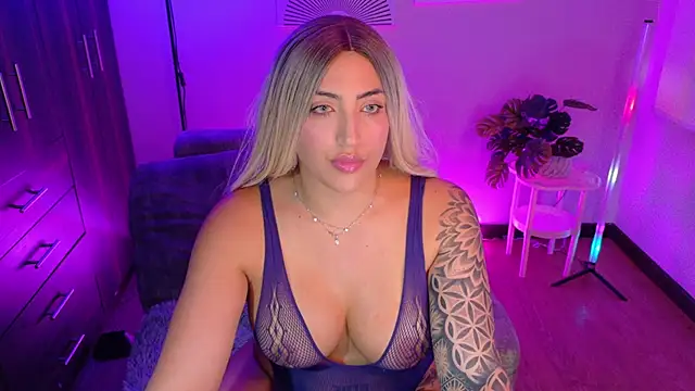 Snapshot of a_belladanger chatting on 29, 3, 2026 a belladanger online show from 29, 3, 2026