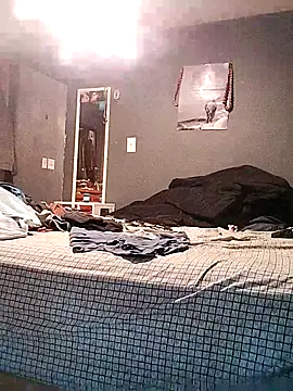 Snapshot of hottestcouplevaa chatting on 13, 12, 2025 hottestcouplevaa online show from 13, 12, 2025