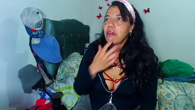 AmaraRoberts420 online show from 22, 11, 2025