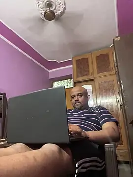 Dick 6inches online show from 2, 4, 2026