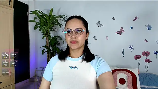 Snapshot of VICTORIABLACK_@xh chatting on 18, 5, 2026 VICTORIABLACK xh online show from 18, 5, 2026