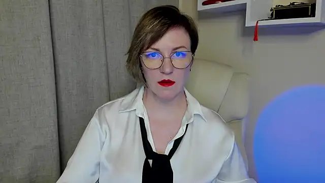 feliziaDesire online show from 7, 5, 2026