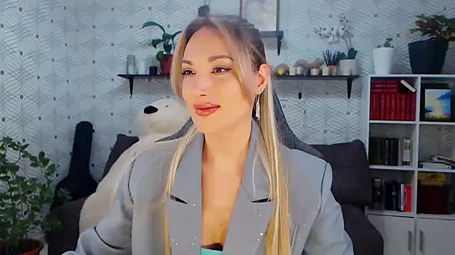 MillaXQueen online show from 19, 2, 2026