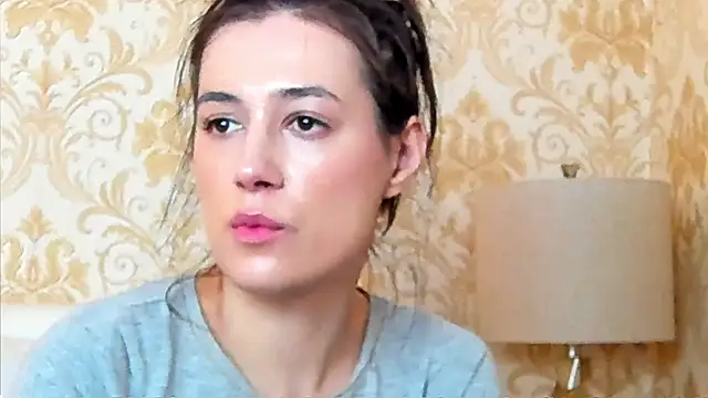 JuliaHunts online show from 3, 4, 2026