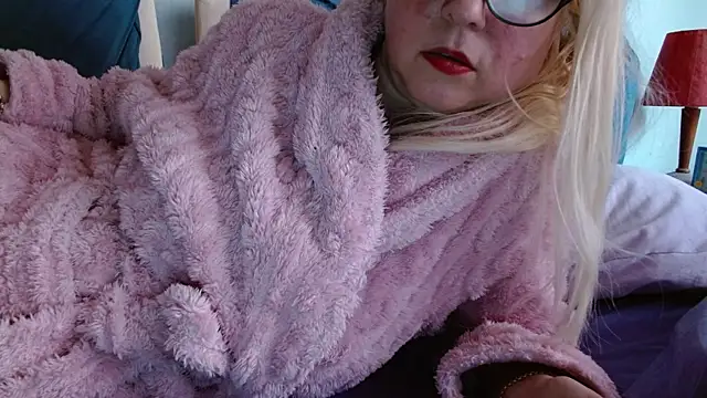 martachatte online show from 30, 4, 2026