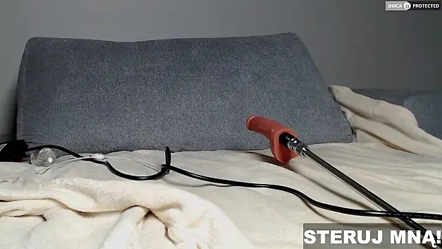 MeowkaUwU  online show from 7, 3, 2026