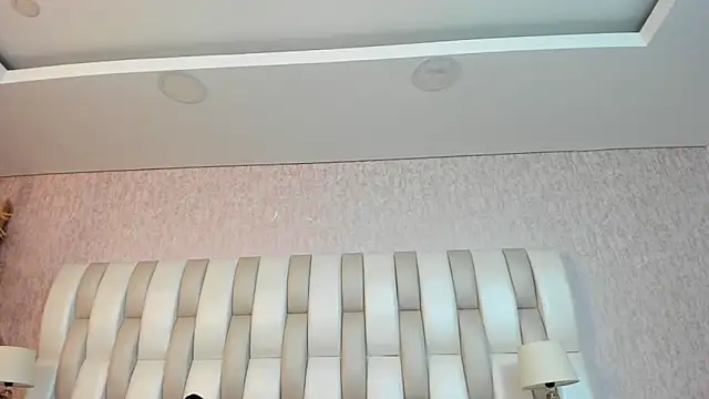 Snapshot of Rebeca_jones chatting on 6, 5, 2026 Rebeca jones online show from 6, 5, 2026
