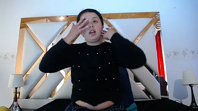 Snapshot of nathaly_low1 chatting on 28, 2, 2026 nathaly low1 online show from 28, 2, 2026