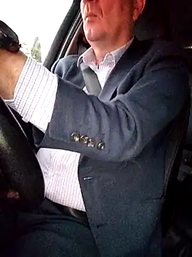 stiffandlubedxh online show from 17, 3, 2026