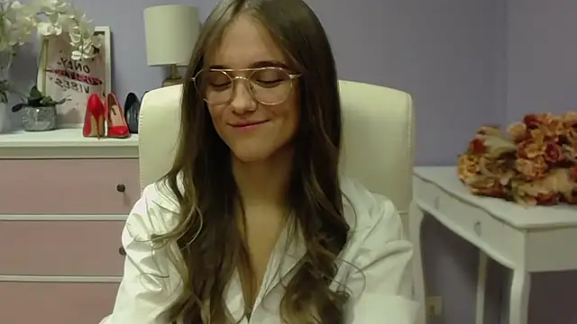 Snapshot of dirtyxEmily chatting on 19, 12, 2024 dirtyxEmily online show from 19, 12, 2024