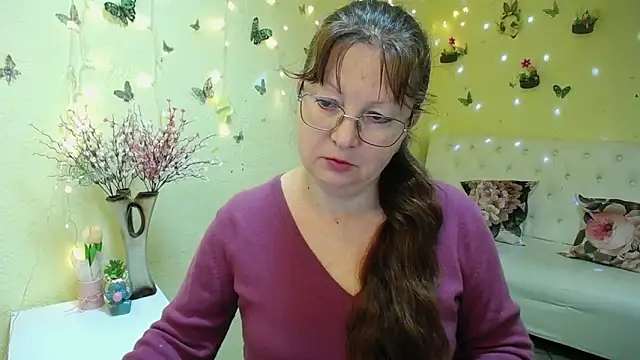 Snapshot of VanessaHotts chatting on 18, 4, 2026 VanessaHotts online show from 18, 4, 2026