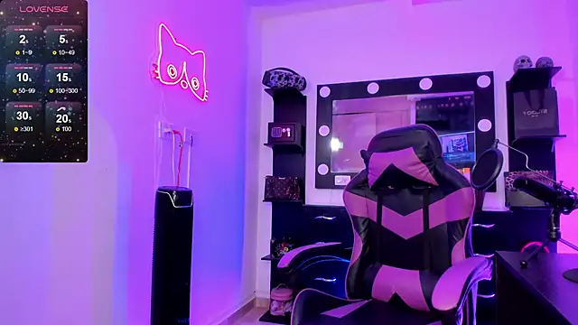 miss kitty online show from 22, 2, 2026