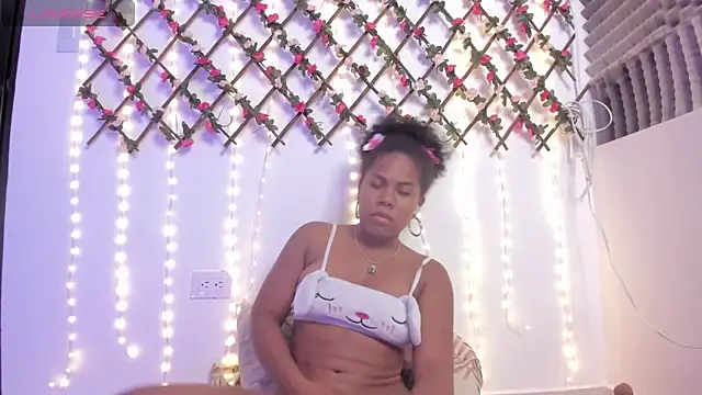 naughty ebonyy online show from 27, 5, 2026