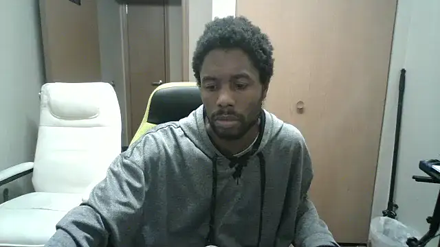 Snapshot of Kim_and_Dee chatting on 3, 3, 2026 Kim and Dee online show from 3, 3, 2026