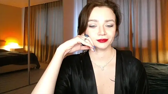 Shadow Passion online show from 28, 1, 2025