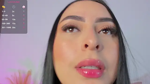 Snapshot of Kattycollinss1 chatting on 8, 3, 2025 Kattycollinss1 online show from 8, 3, 2025