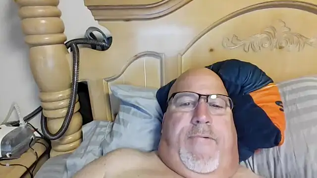 Snapshot of Bigbear0563 chatting on 9, 5, 2026 Bigbear0563 online show from 9, 5, 2026