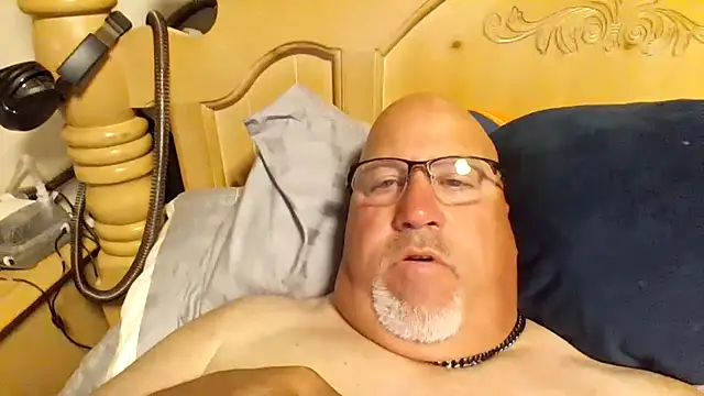 Snapshot of Bigbear0563 chatting on 15, 6, 2026 Bigbear0563 online show from 15, 6, 2026