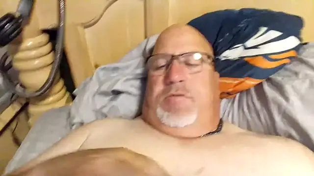 Snapshot of Bigbear0563 chatting on 22, 6, 2026 Bigbear0563 online show from 22, 6, 2026