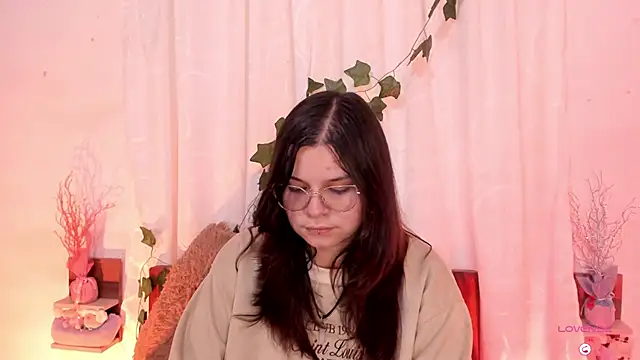 Mey moon online show from 28, 2, 2025