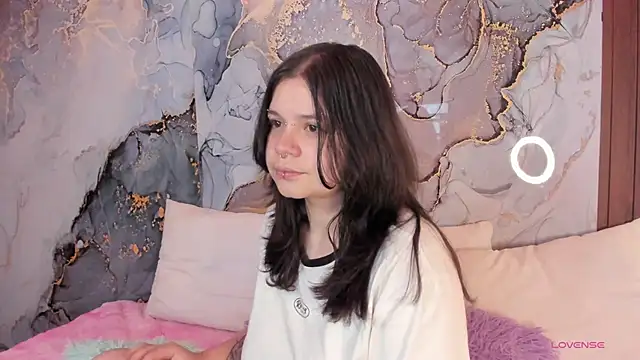 Snapshot of Mey_moon chatting on 6, 3, 2026 Mey moon online show from 6, 3, 2026