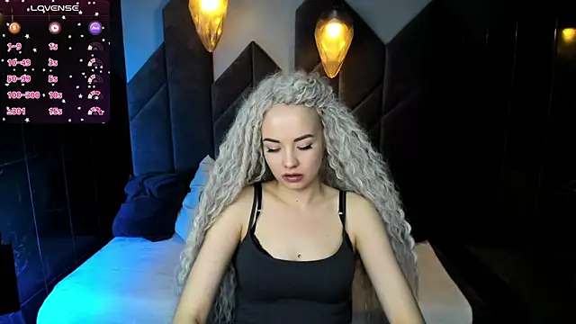 Snapshot of StephanieSweety chatting on 18, 3, 2025 StephanieSweety online show from 18, 3, 2025