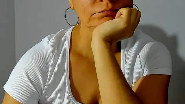 Snapshot of Sami_Hotie1 chatting on 10, 5, 2026 Sami Hotie1 online show from 10, 5, 2026