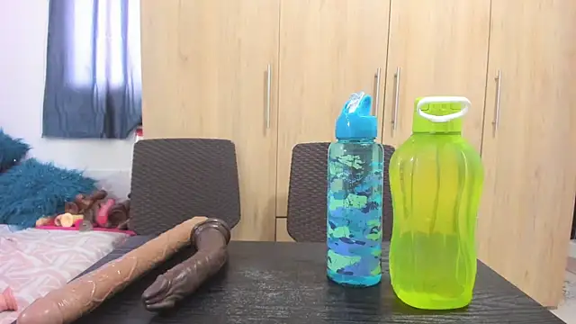 Snapshot of andreita_trujillos chatting on 4, 10, 2025 andreita trujillos online show from 4, 10, 2025